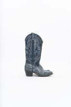 Load image into Gallery viewer, Vintage x Blue Butterfly Embroidered Cowboy Boots (5-6W)