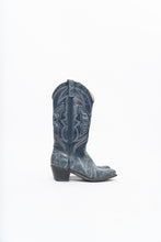 Load image into Gallery viewer, Vintage x Blue Butterfly Embroidered Cowboy Boots (5-6W)