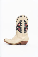 Load image into Gallery viewer, Vintage x REED’S SHOES Butterfly Embroidered Cream Leather Cowboy Boot (8.5, 9W)