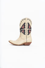 Load image into Gallery viewer, Vintage x REED’S SHOES Butterfly Embroidered Cream Leather Cowboy Boot (8.5, 9W)