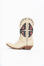 Load image into Gallery viewer, Vintage x REED’S SHOES Butterfly Embroidered Cream Leather Cowboy Boot (8.5, 9W)