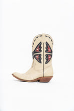 Load image into Gallery viewer, Vintage x REED’S SHOES Butterfly Embroidered Cream Leather Cowboy Boot (8.5, 9W)