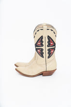 Load image into Gallery viewer, Vintage x REED’S SHOES Butterfly Embroidered Cream Leather Cowboy Boot (8.5, 9W)
