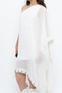 Vintage x White Lace Embroidered Flowy White Sheer Off-Shoulder Top (L)