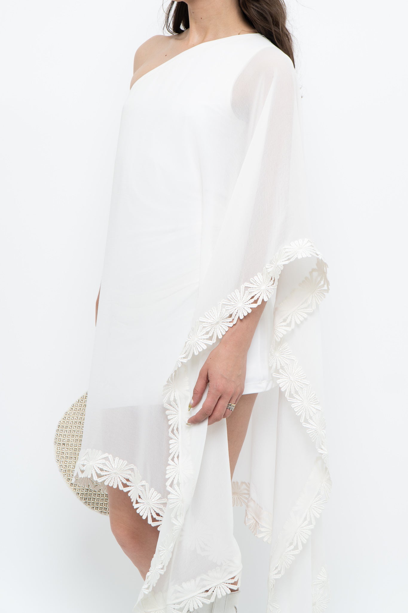 Vintage x White Lace Embroidered Flowy White Sheer Off-Shoulder Top (L)