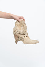 Load image into Gallery viewer, Vintage x Made in Italy / Beige Sude Star Studded Short Cowboy Boot (6, 6.5)