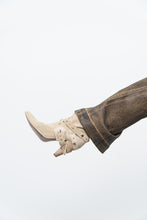 Load image into Gallery viewer, Vintage x Made in Italy / Beige Sude Star Studded Short Cowboy Boot (6, 6.5)
