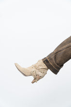 Load image into Gallery viewer, Vintage x Made in Italy / Beige Sude Star Studded Short Cowboy Boot (6, 6.5)