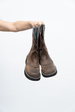 Load image into Gallery viewer, Vintage x ARIAT Brown Faded Star Embroidered Cowboy Boots (5.5, 6W)