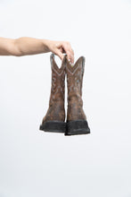Load image into Gallery viewer, Vintage x ARIAT Brown Faded Star Embroidered Cowboy Boots (5.5, 6W)