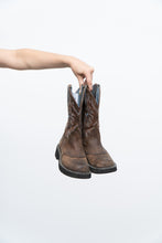 Load image into Gallery viewer, Vintage x ARIAT Brown Faded Star Embroidered Cowboy Boots (5.5, 6W)