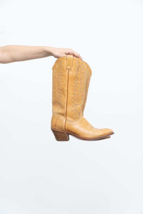 Vintage x Made in Canada x ACME Tan Leather Cowboy Boot (7.5-8.5W)