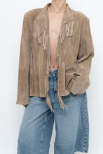 Load image into Gallery viewer, Vintage x Tan Suede Fringe Jacket (M-XL)