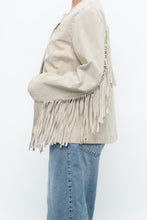 Load image into Gallery viewer, Vintage x Beige Suede Buttoned Fringe Jacket (XS-M)