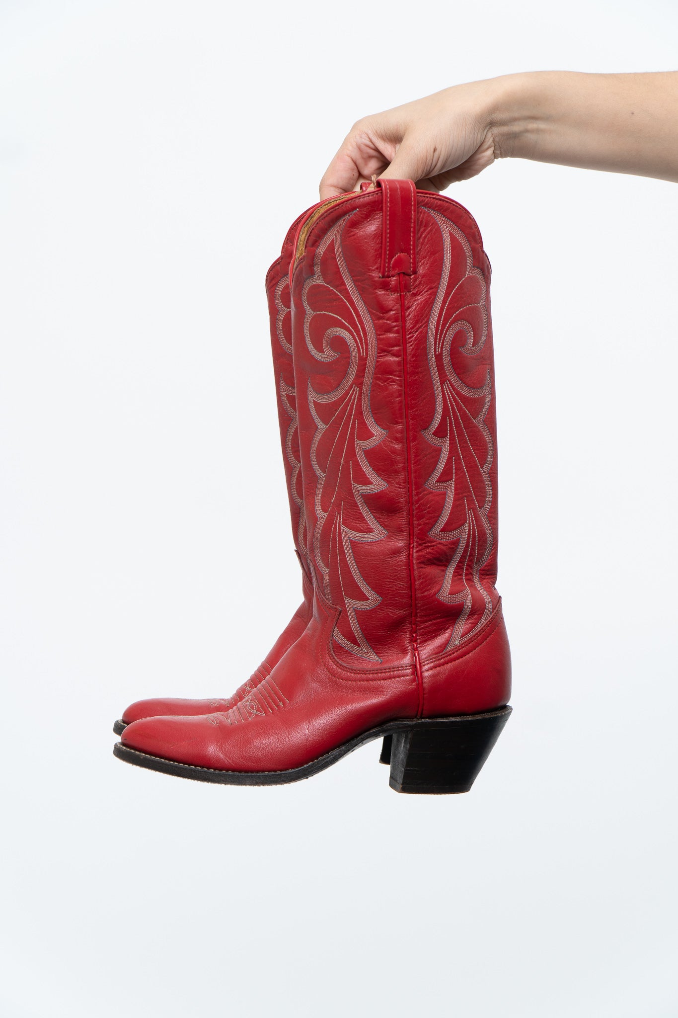 Vintage x Made in Canada x Red Leather Embroidered Cowboy Boots (5.5-6.5W)