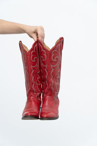Vintage x Made in Canada x Red Leather Embroidered Cowboy Boots (5.5-6.5W)