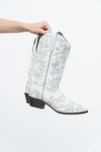 LAREDO x White, Teal Embroidered Studded Cowboy Boot (7-8W)