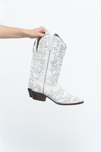 LAREDO x White, Teal Embroidered Studded Cowboy Boot (7-8W)