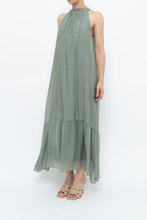 Load image into Gallery viewer, Vintage x Made in Italy x Silk-blend Green Flowy Halter Dress (S, M)