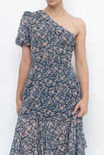 Load image into Gallery viewer, ASTR THE LABEL x Blue Floral One-Shoulder Midi Dress (S)