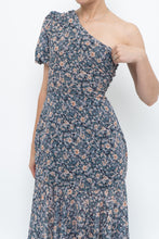 Load image into Gallery viewer, ASTR THE LABEL x Blue Floral One-Shoulder Midi Dress (S)