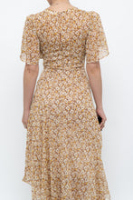 Load image into Gallery viewer, ASTR THE LABEL x Yellow Floral Flowy Midi Dress (S)