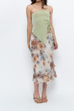 Load image into Gallery viewer, Vintage x Made in Canada x Whimsical Floral Tiered Midi Skirt (S-L)
