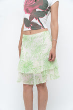 Load image into Gallery viewer, Vintage x Cream Floral Frilly Skirt (M)