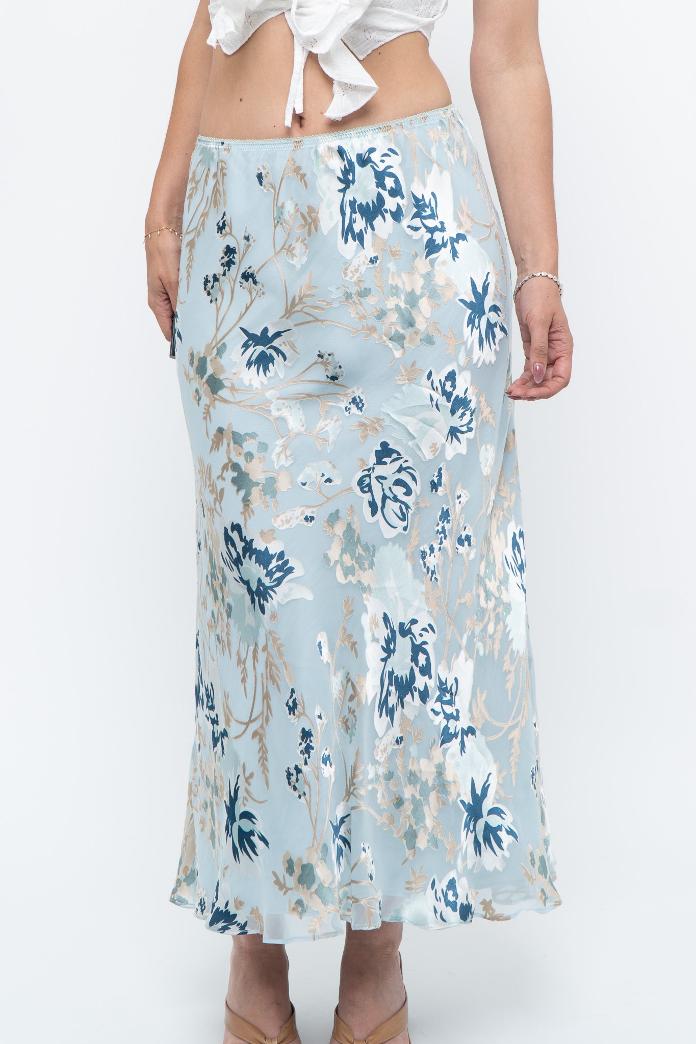 Vintage x Baby Blue Patterned Silk-Blend Maxi Skirt (M-XL)