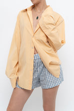 Load image into Gallery viewer, Vintage x Made in Hong Kong x CLUB MONACO Peach Striped Cotton Buttonup (XS-L)