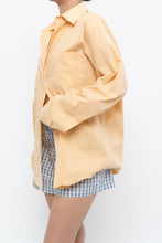 Load image into Gallery viewer, Vintage x Made in Hong Kong x CLUB MONACO Peach Striped Cotton Buttonup (XS-L)