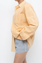 Load image into Gallery viewer, Vintage x Made in Hong Kong x CLUB MONACO Peach Striped Cotton Buttonup (XS-L)