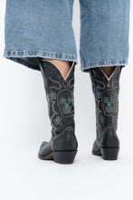 Load image into Gallery viewer, Vintage x ROPER Black Floral, Skull Embroidered Leather Cowboy Boots (6-7)