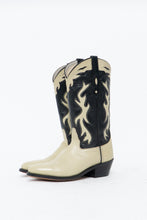 Load image into Gallery viewer, Vintage x Made in India x Cream, Black Flame Embroidered Cowboy Boots (9.5-10W)
