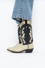 Load image into Gallery viewer, Vintage x Made in India x Cream, Black Flame Embroidered Cowboy Boots (9.5-10W)