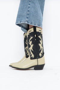 Vintage x Made in India x Cream, Black Flame Embroidered Cowboy Boots (9.5-10W)