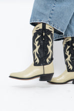 Load image into Gallery viewer, Vintage x Made in India x Cream, Black Flame Embroidered Cowboy Boots (9.5-10W)