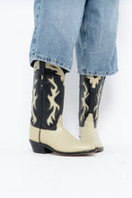 Load image into Gallery viewer, Vintage x Made in India x Cream, Black Flame Embroidered Cowboy Boots (9.5-10W)
