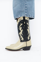 Load image into Gallery viewer, Vintage x Made in India x Cream, Black Flame Embroidered Cowboy Boots (9.5-10W)