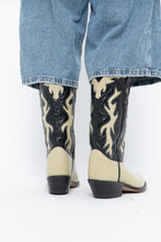 Load image into Gallery viewer, Vintage x Made in India x Cream, Black Flame Embroidered Cowboy Boots (9.5-10W)