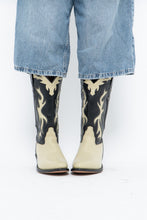 Load image into Gallery viewer, Vintage x Made in India x Cream, Black Flame Embroidered Cowboy Boots (9.5-10W)
