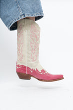 Load image into Gallery viewer, Vintage x Made in Mexico x Cream, Pink Embroidered Leather Cowboy Boots (9-10W)