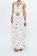 Load image into Gallery viewer, Vintage x Made in Portugal x White Floral Maxi Skirt (XS-M)
