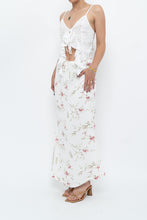 Load image into Gallery viewer, Vintage x Made in Portugal x White Floral Maxi Skirt (XS-M)