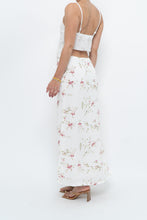 Load image into Gallery viewer, Vintage x Made in Portugal x White Floral Maxi Skirt (XS-M)