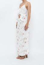 Load image into Gallery viewer, Vintage x Made in Portugal x White Floral Maxi Skirt (XS-M)
