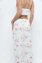Load image into Gallery viewer, Vintage x Made in Portugal x White Floral Maxi Skirt (XS-M)