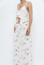 Load image into Gallery viewer, Vintage x Made in Portugal x White Floral Maxi Skirt (XS-M)