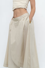 Load image into Gallery viewer, Vintage x Beige Cotton Peplum Maxi Skirt (S-L)