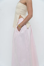 Load image into Gallery viewer, Vintage x Made in Hong Kong x POLO RALPH LAUREN Baby Pink Cotton Maxi Skirt (XS-M)